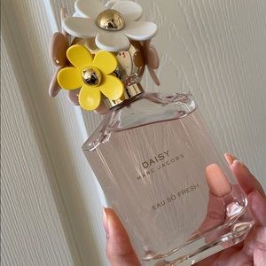 Marc Jacobs Daisy Eau So Fresh 4.25oz